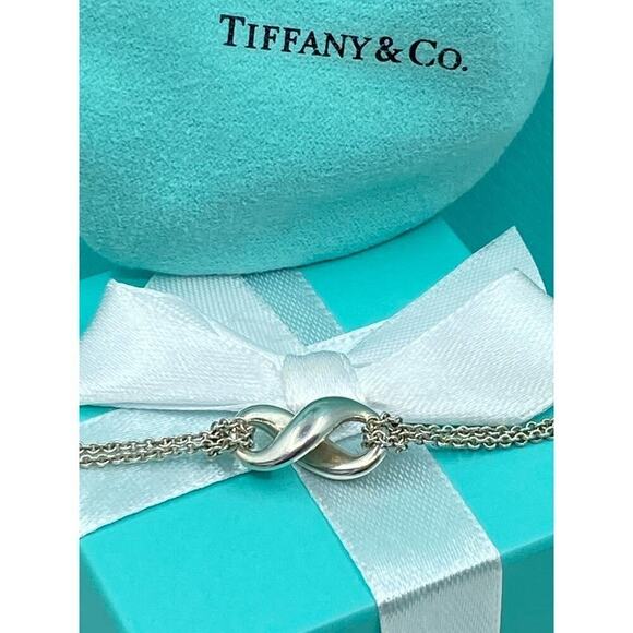 Authentic Tiffany & Co. Infinity Pendant Necklace – Sterling Silver 15" - Picture 4 of 8